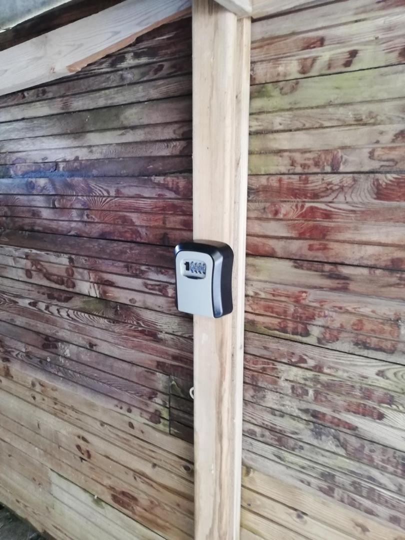 Maison récente, deux chambres, à 10 minutes en voiture des plages Moëlan-sur-Mer Extérieur photo