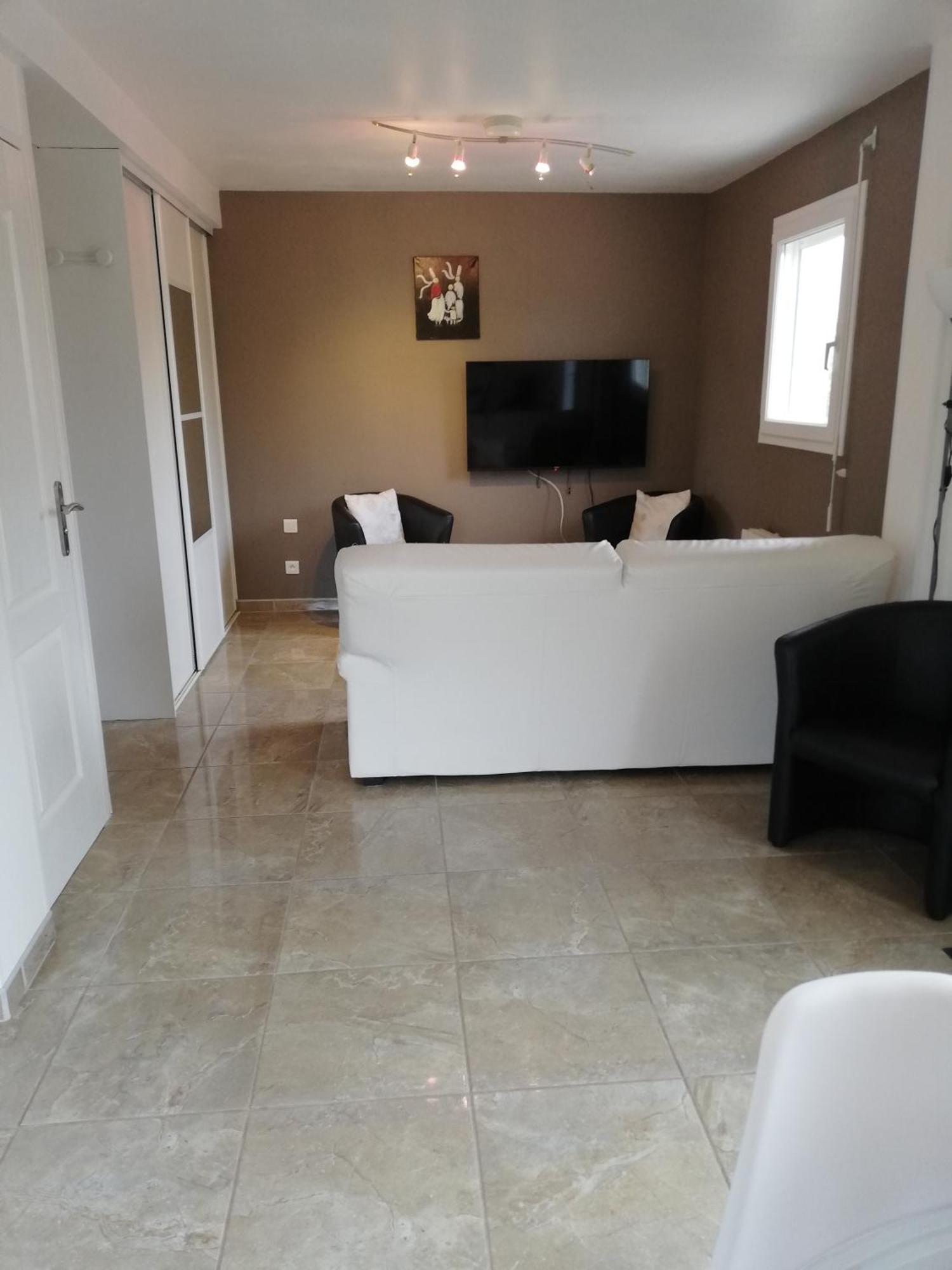 Maison récente, deux chambres, à 10 minutes en voiture des plages Moëlan-sur-Mer Extérieur photo